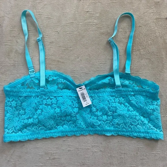 Torrid Aqua Lace Bandeau - Picture 3 of 4